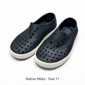 Native Shoes Miles Black Slip-on Water Shoes Kids Size 11 Lightweight Sneakers